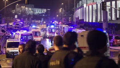 Atentado a policiais que fizeram a seguran&ccedil;a em jogo do Besiktas deixa ao menos 15 mortos