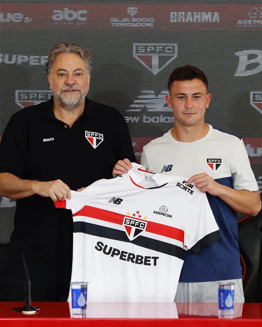 Santiago Longo vestir&aacute; a camisa 4 do S&atilde;o Paulo