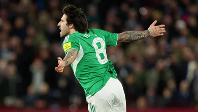 Villa x Newcastle: Douglas Luiz &lsquo;brilhante&rsquo; &eacute; ofuscado por substituto de Bruno Guimar&atilde;es