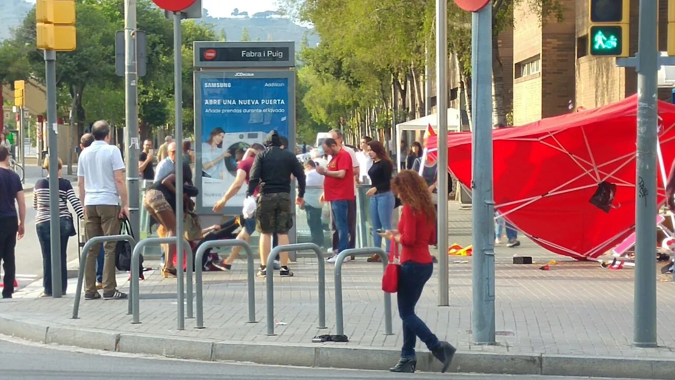 Por pura intoler&acirc;ncia, ultras catal&atilde;es pr&oacute;-separatismo agrediram torcedores da sele&ccedil;&atilde;o espanhola