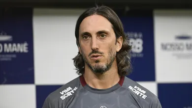S&atilde;o Paulo desperdi&ccedil;ou Paulist&atilde;o e chegar&aacute; ao Brasileir&atilde;o sob d&uacute;vidas e com garotos arquivados
