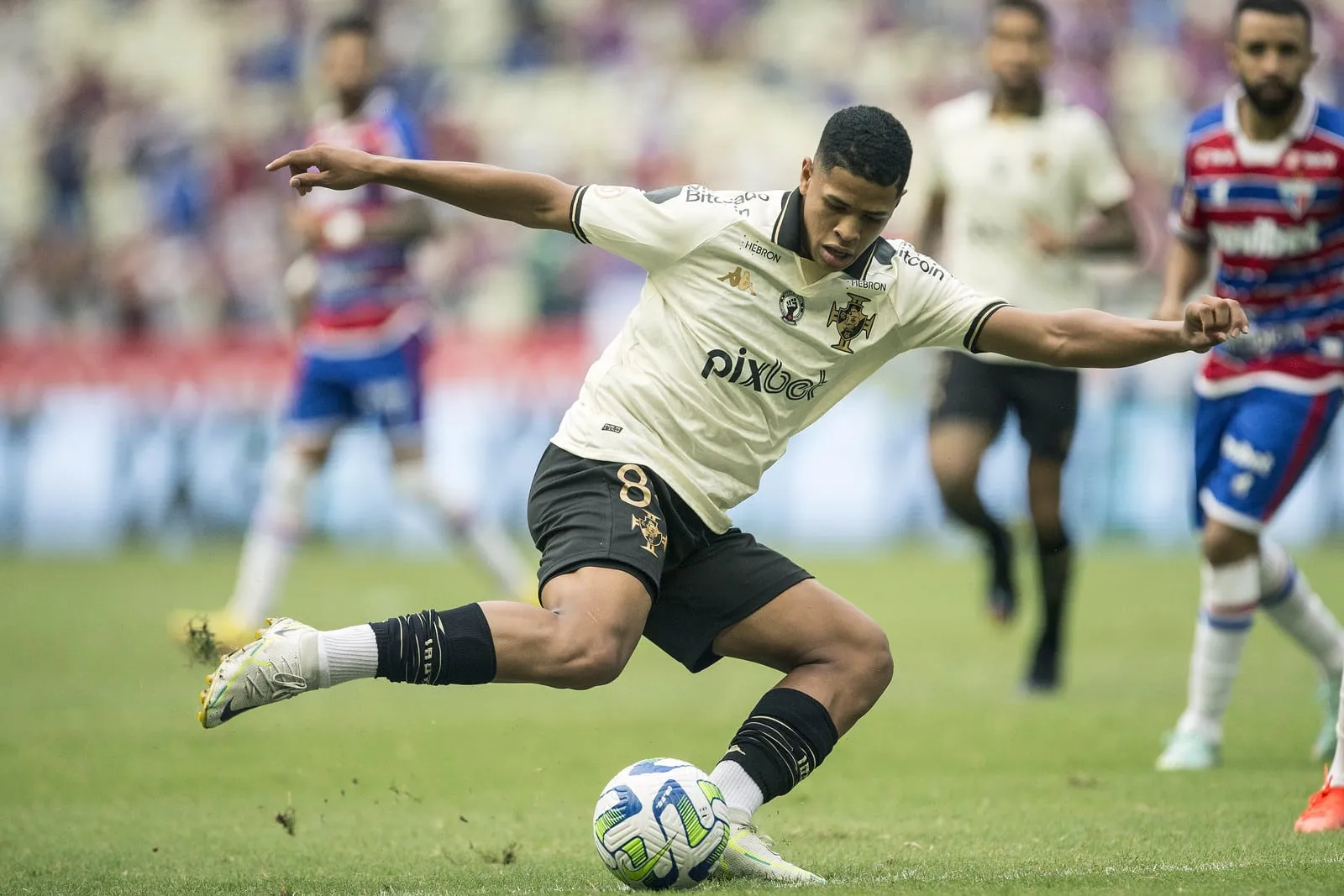 Vasco ter&aacute; de fazer o que s&oacute; 3 times conseguiram para n&atilde;o ser rebaixado de novo