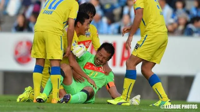 Gol de goleiro, da classifica&ccedil;&atilde;o, aos 47 do 2&ordm; tempo: o maior &eacute;pico da semana vem do Jap&atilde;o