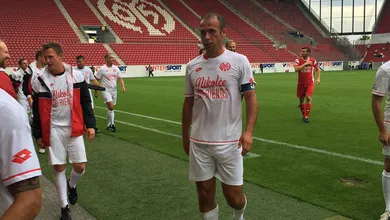 Com Klopp x Tuchel, Mainz homenageia seu ex-capit&atilde;o Nikolce Noveski