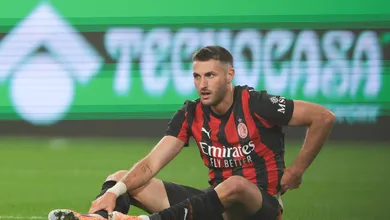 Milan se volta ao mercado e monitora quatro atacantes em meio &agrave; seca de Gim&eacute;nez