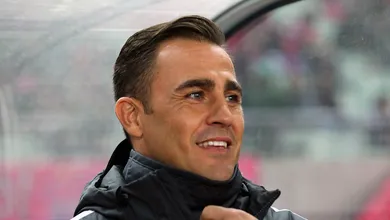 Cannavaro &eacute; contra volta de veteranos como Buffon &agrave; sele&ccedil;&atilde;o italiana e lembra fracasso na Copa 2010