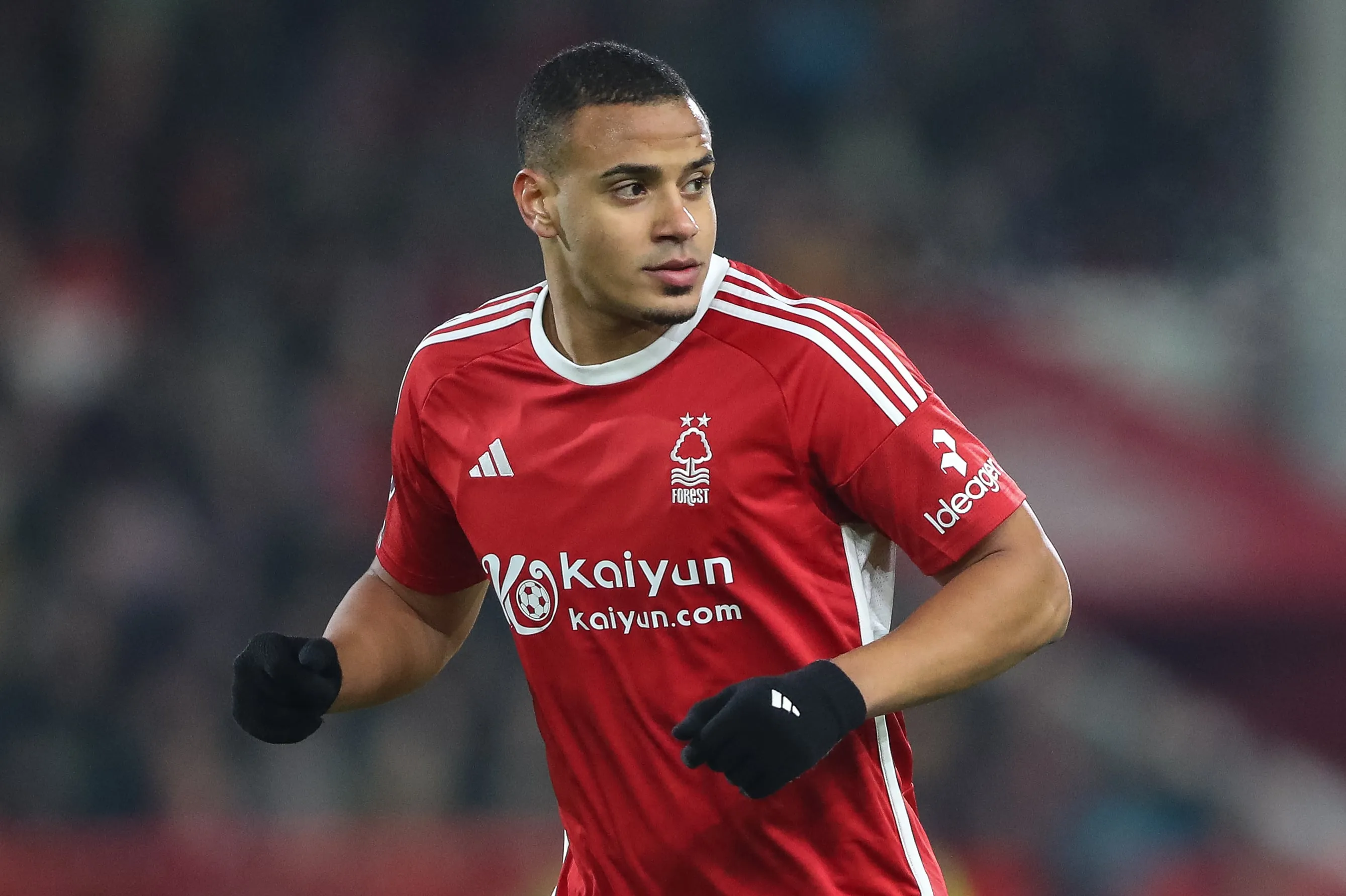 N&atilde;o foi por falta de aviso: Murillo, jogador do m&ecirc;s no Nottingham Forest, vai brilhar na Europa