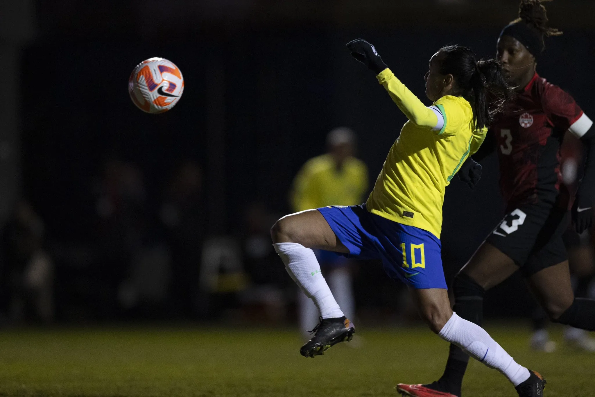 Sele&ccedil;&atilde;o fecha Data Fifa com derrota, mas mostra que absorveu ideias de Arthur Elias
