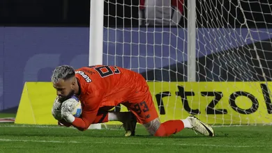 Zubeld&iacute;a barra promessa e aposta em antigo titular do S&atilde;o Paulo como substituto&nbsp;de&nbsp;Rafael