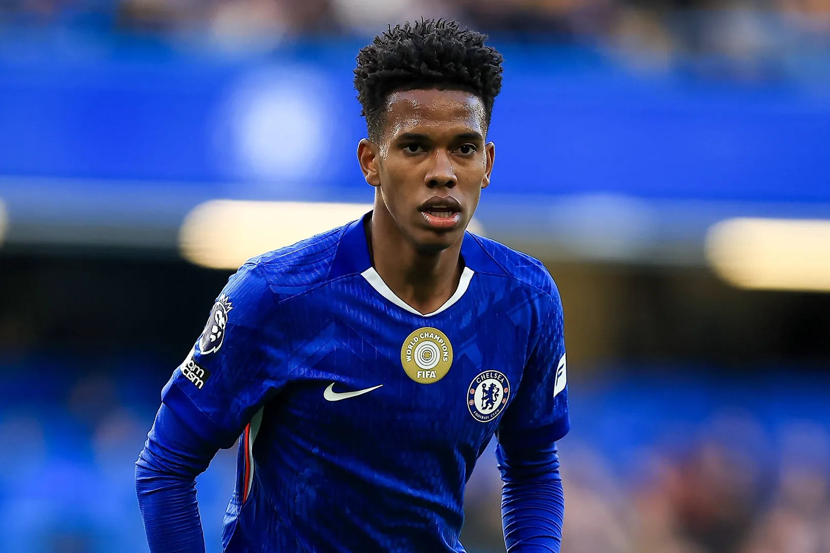 Est&ecirc;v&atilde;o em a&ccedil;&atilde;o pelo Chelsea