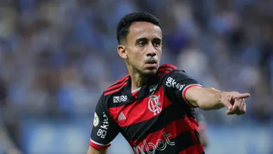 Tite fica sem alternativas para justificar minutos de Matheus Gon&ccedil;alves no Flamengo