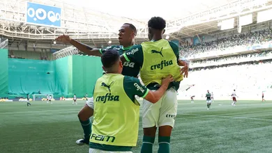 &lsquo;Seremos campe&otilde;es&rsquo;: Palmeiras se despede da torcida com nove dedos na ta&ccedil;a e pode at&eacute; perder para ser bi