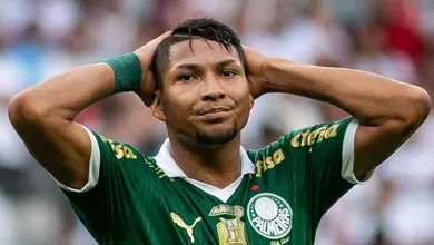Vasco se acerta com Rony, mas, por enquanto, n&atilde;o vai levar o jogador do Palmeiras