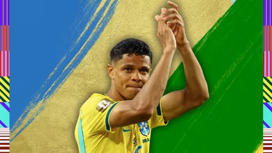 Protagonista silencioso: Como Douglas Santos fecha fase de grupos entre os melhores da Sele&ccedil;&atilde;o