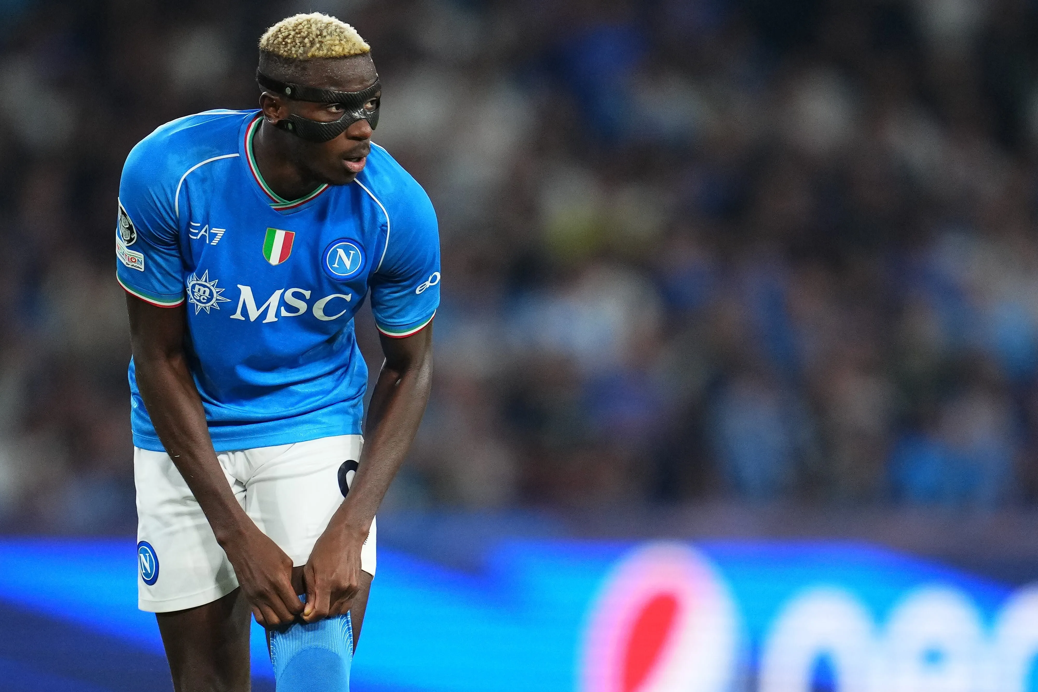Ex-Chelsea &lsquo;intima&rsquo; Osimhen a se juntar aos Blues: &lsquo;Serei o empres&aacute;rio que intermediar&aacute; o neg&oacute;cio&rsquo;