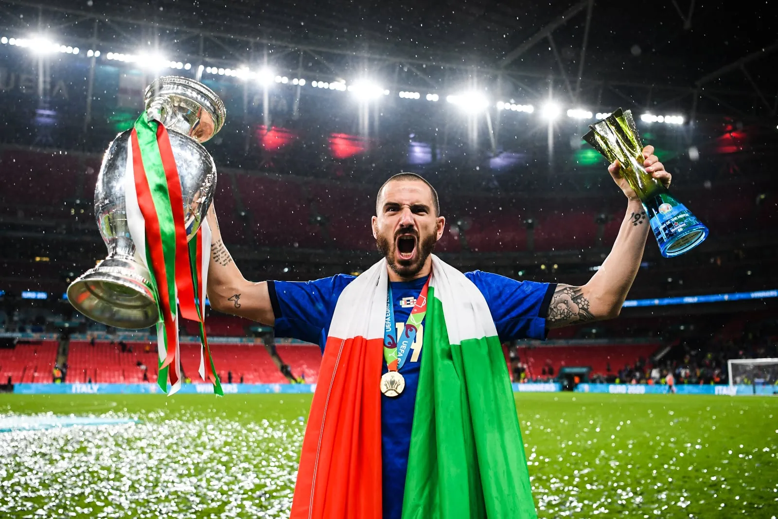 Gol her&oacute;ico, t&iacute;tulos e atritos com t&eacute;cnico: termina a vitoriosa carreira de Bonucci