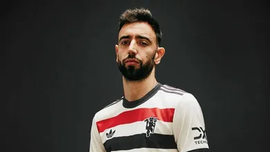 Copiou o S&atilde;o Paulo? Entenda por que o Manchester United lan&ccedil;ou nova camisa tricolor