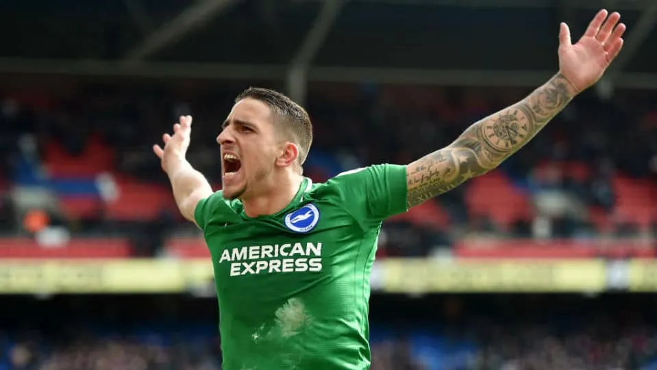O capricho de Knockaert rendeu um gol bel&iacute;ssimo na abertura da rodada da Premier League