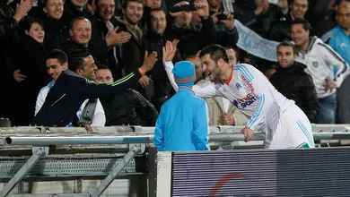 Caneleiro, eu? Gignac decide e Marseille relaxa em segundo