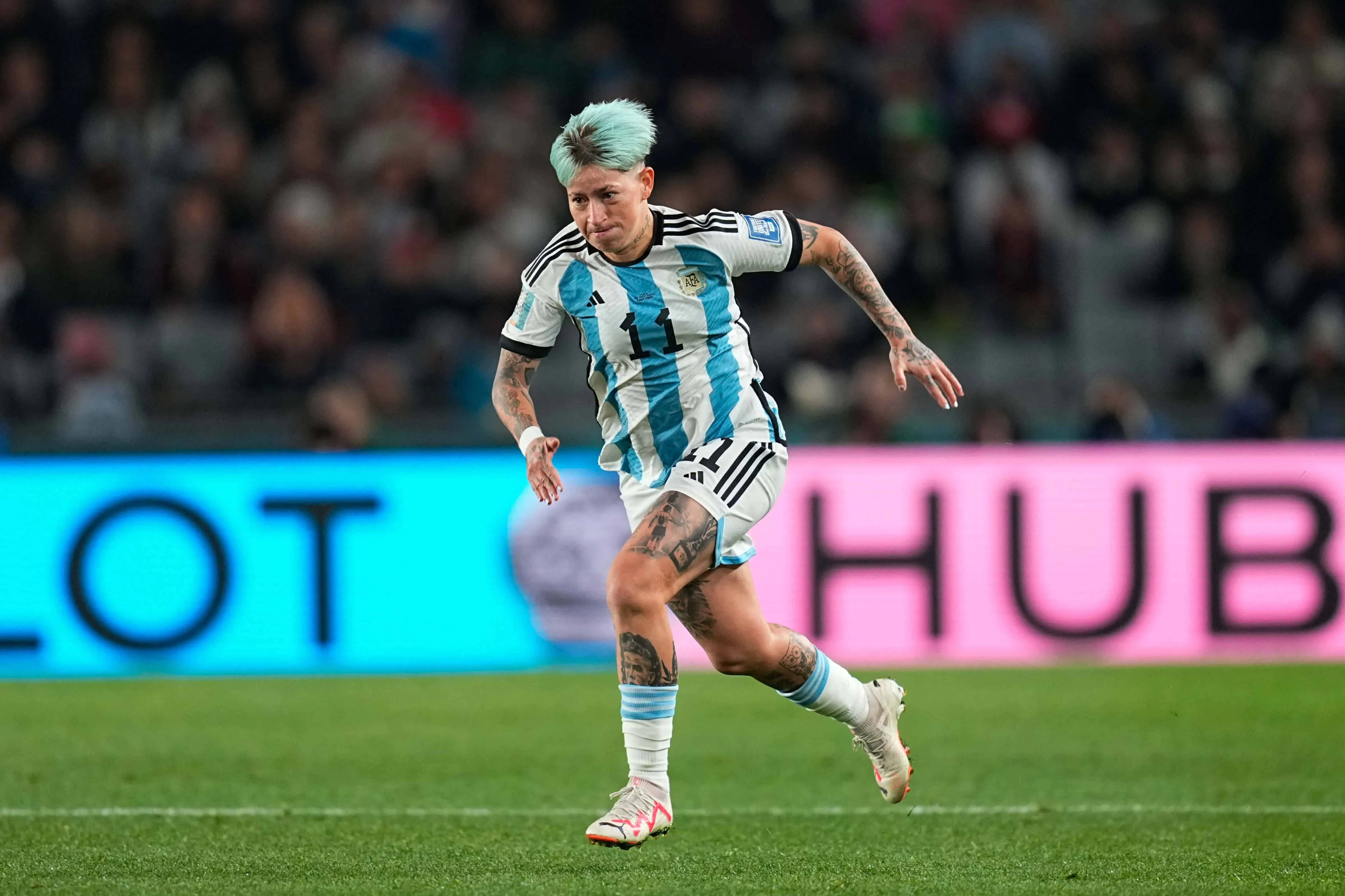 Traidora? Argentina se defende de ataques por CR7 tatuado: &lsquo;Cansa e d&oacute;i&rsquo;