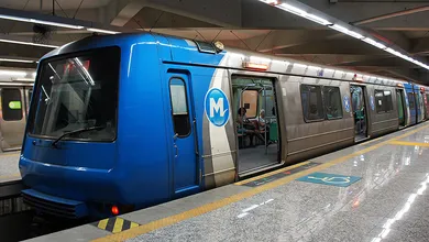 Um desenho genial conta a hist&oacute;ria do futebol carioca em forma de mapa do metr&ocirc;