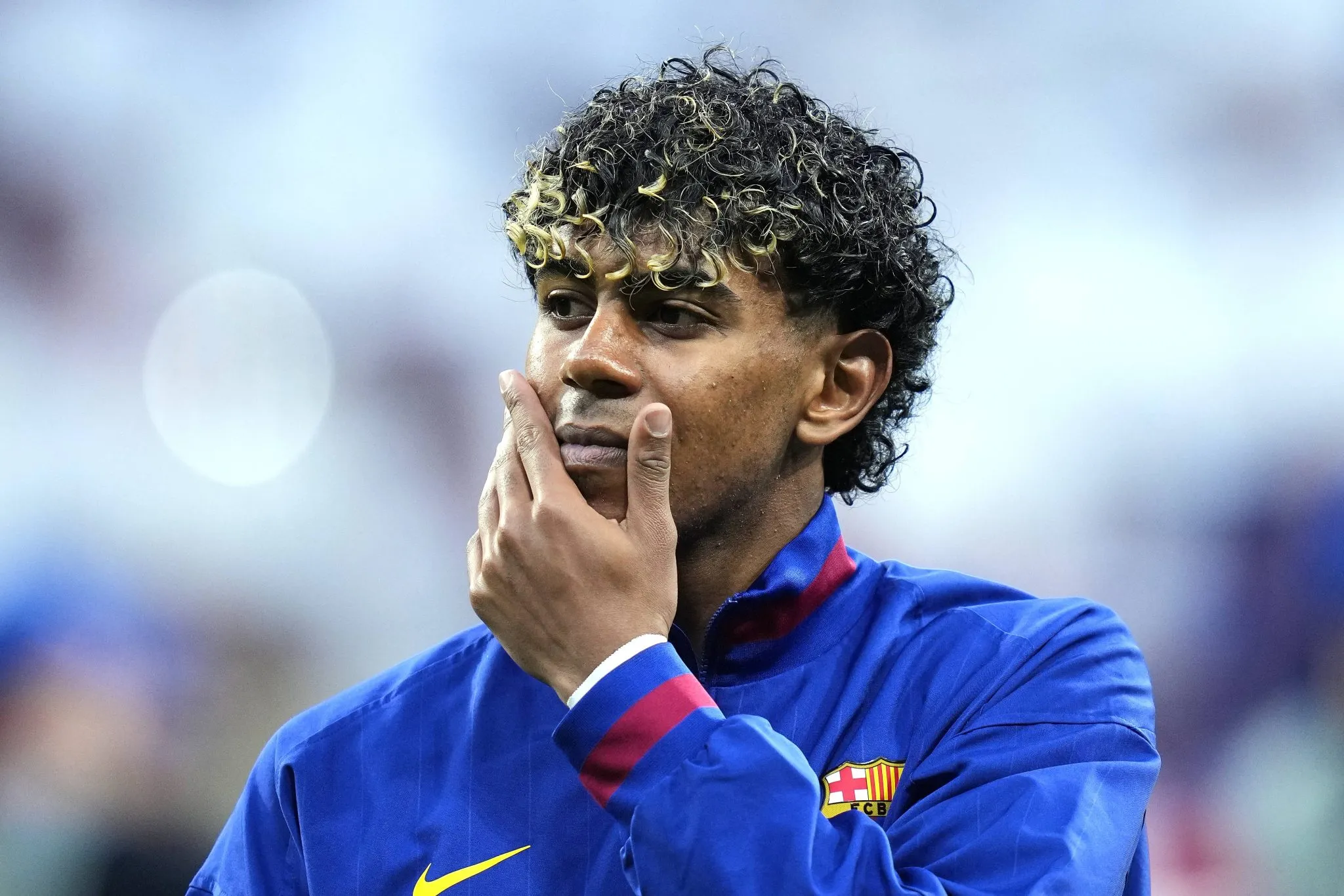 Lamine Yamal antes de jogo do Barcelona 