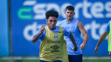 Com Du Queiroz e Pav&oacute;n, Gr&ecirc;mio pode ter nova forma&ccedil;&atilde;o no Gre-Nal