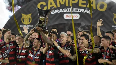 T&iacute;tulo brasileiro do Flamengo &eacute; chancela para Filipe Lu&iacute;s e coroa prioridade do clube
