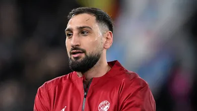 Empres&aacute;rio de Donnarumma se revolta com PSG e aponta poss&iacute;vel sa&iacute;da para nova casa