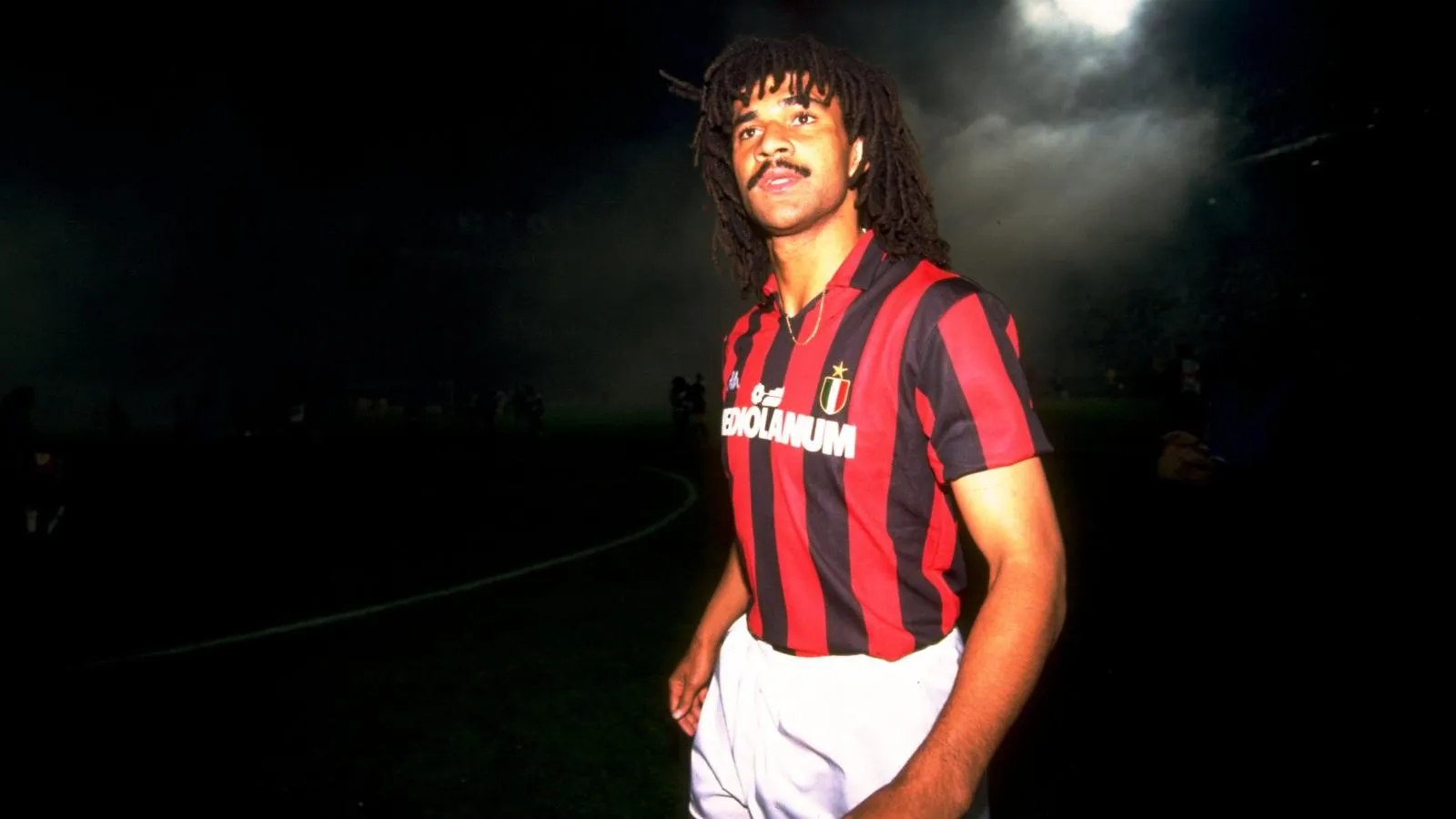 Nos 53 anos de Gullit, veja todos os gols do craque no per&iacute;odo dourado do Campeonato Italiano