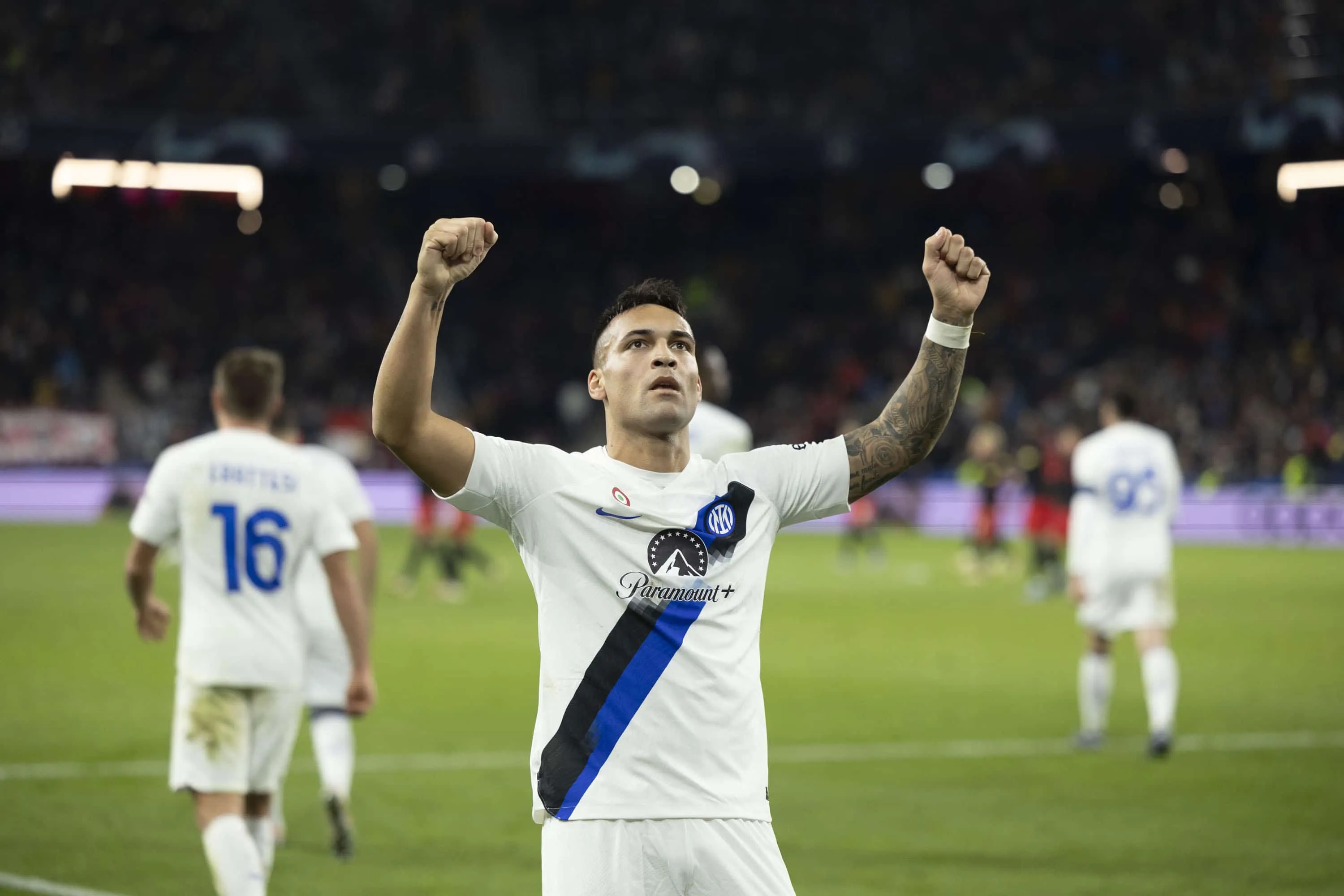 Lautaro Mart&iacute;nez segue uma m&aacute;quina de fazer gols: a Internazionale agradece e est&aacute; nas oitavas da Champions
