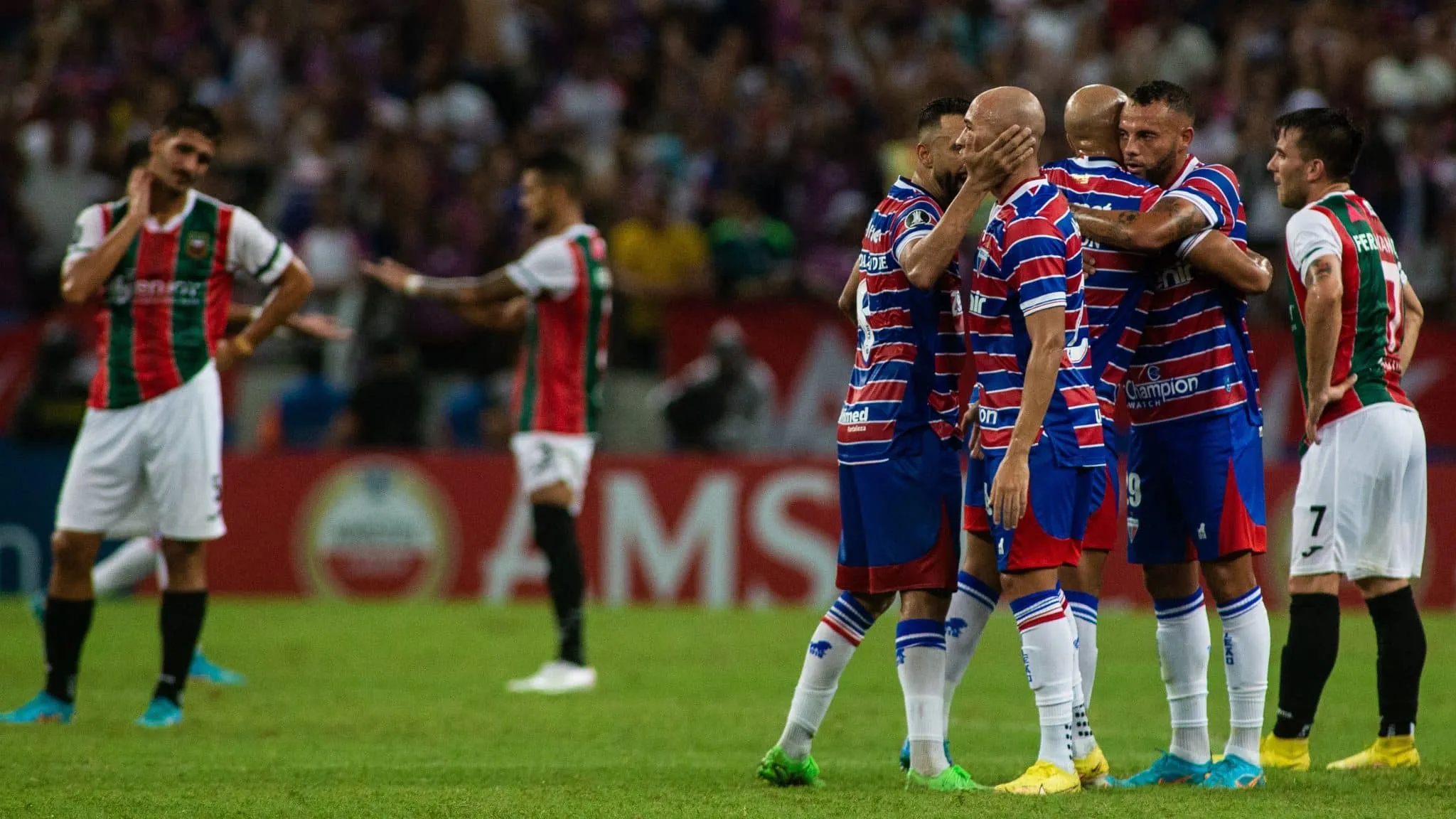 Fortaleza deixou os gols para o fim, mas superou o Deportivo Maldonado com contund&ecirc;ncia para avan&ccedil;ar na Libertadores