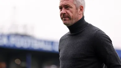 T&eacute;cnico do Leicester feminino &eacute; investigado por rela&ccedil;&atilde;o com jogadora