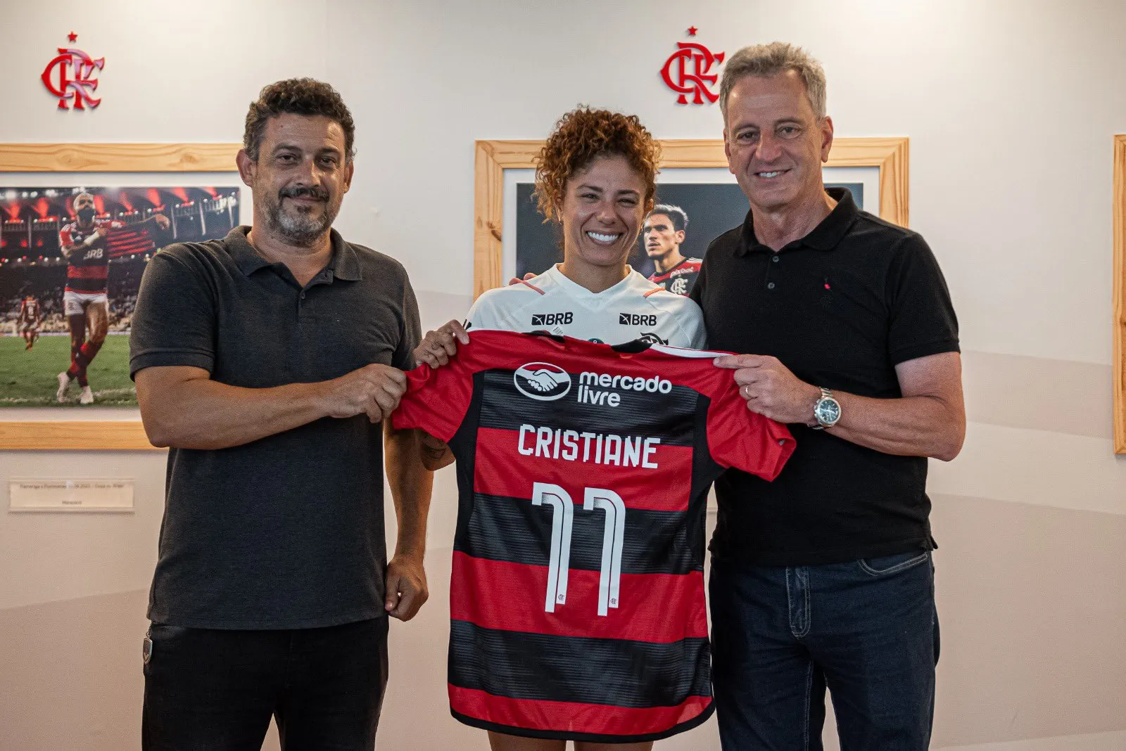 Tr&ecirc;s pontos que comprovam e evolu&ccedil;&atilde;o do mercado transfer&ecirc;ncias do futebol feminino