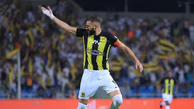 Resumo do Saudit&atilde;o: Benzema faz seu primeiro gol, e Kessi&eacute; salva o Al-Ahli