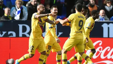 Com meio-campo perdido e mau desempenho, Barcelona arranca virada sofrida sobre o Legan&eacute;s