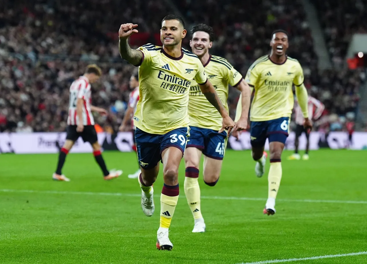 Bruno Guimar&atilde;es provoca Sunderland, rival do seu antigo clube, Newcastle