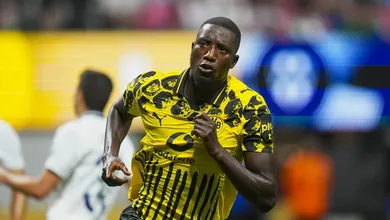 O mal era o calor? Artilheiro da Champions decide e Dortmund elimina Monterrey