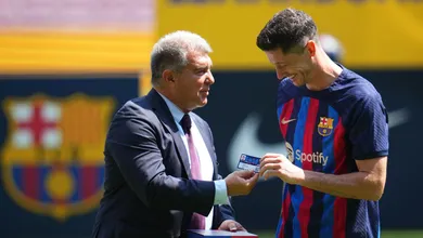 Cuidado com o pix: Barcelona sofreu golpe milion&aacute;rio na contrata&ccedil;&atilde;o de Lewandowski