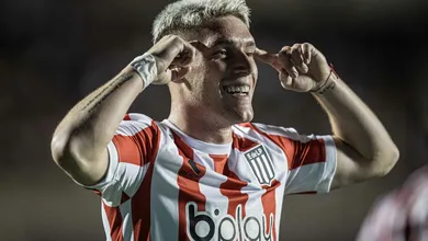 Diretor de futebol do Corinthians abre o jogo sobre negocia&ccedil;&otilde;es por Garro, Gabigol e Rollheiser