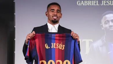 Gabriel Jesus em chegada ao Barcelona: &lsquo;Isso n&atilde;o me incomoda, n&atilde;o me ofende&rsquo;