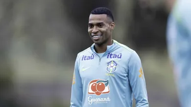 Jean Lucas conquista Ancelotti e ganha pontos para fazer estreia pela Sele&ccedil;&atilde;o