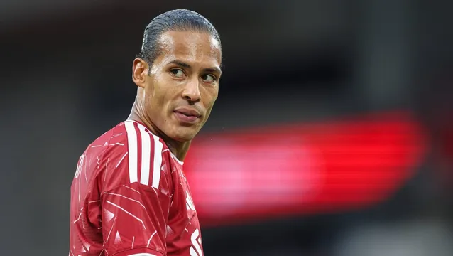 Van Dijk: &lsquo;Temos que manter jogadores de qualidade. Quero que Gakpo fique'