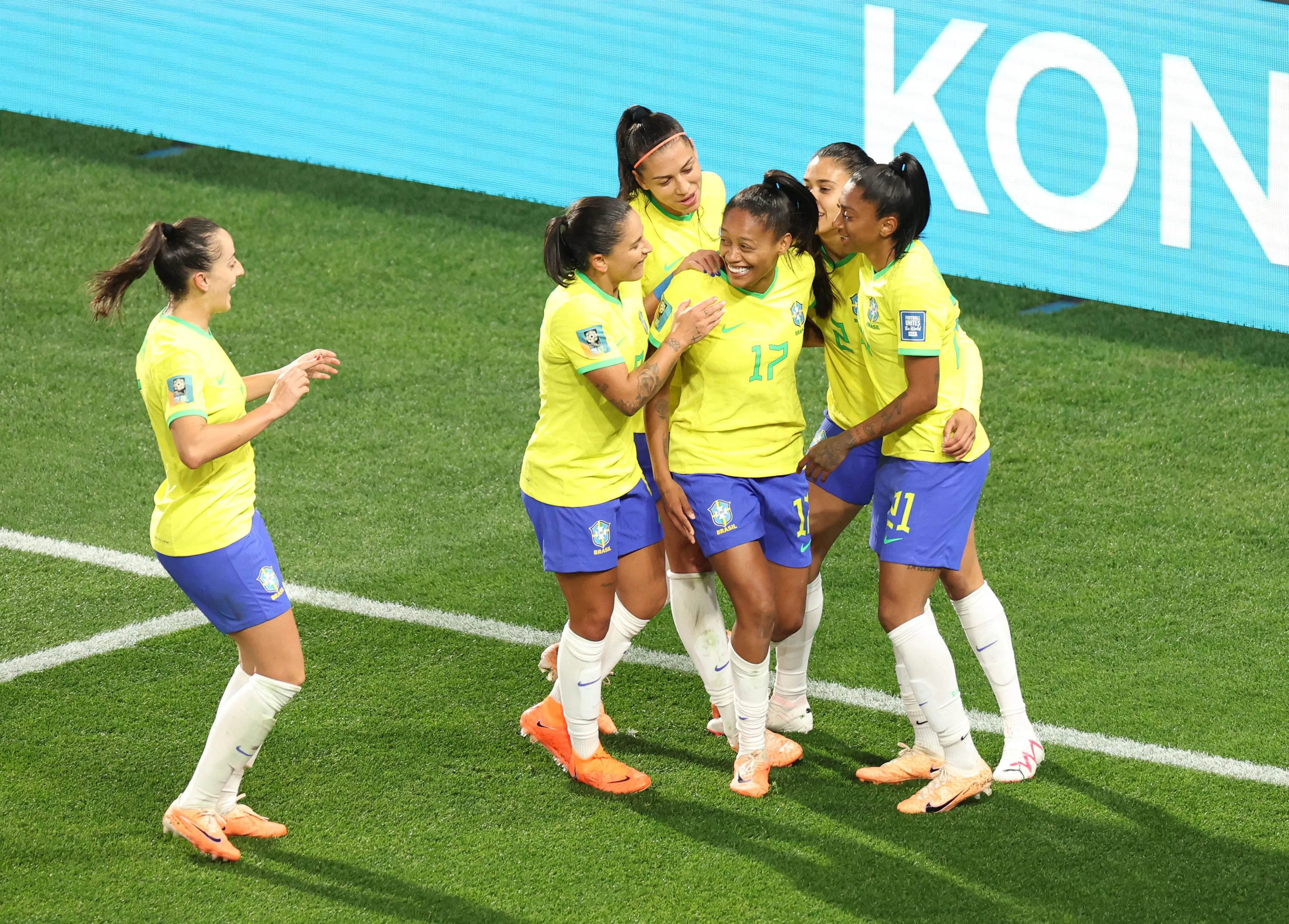 Brasil estreou na Copa com recorde de 15 anos na audi&ecirc;ncia da Globo
