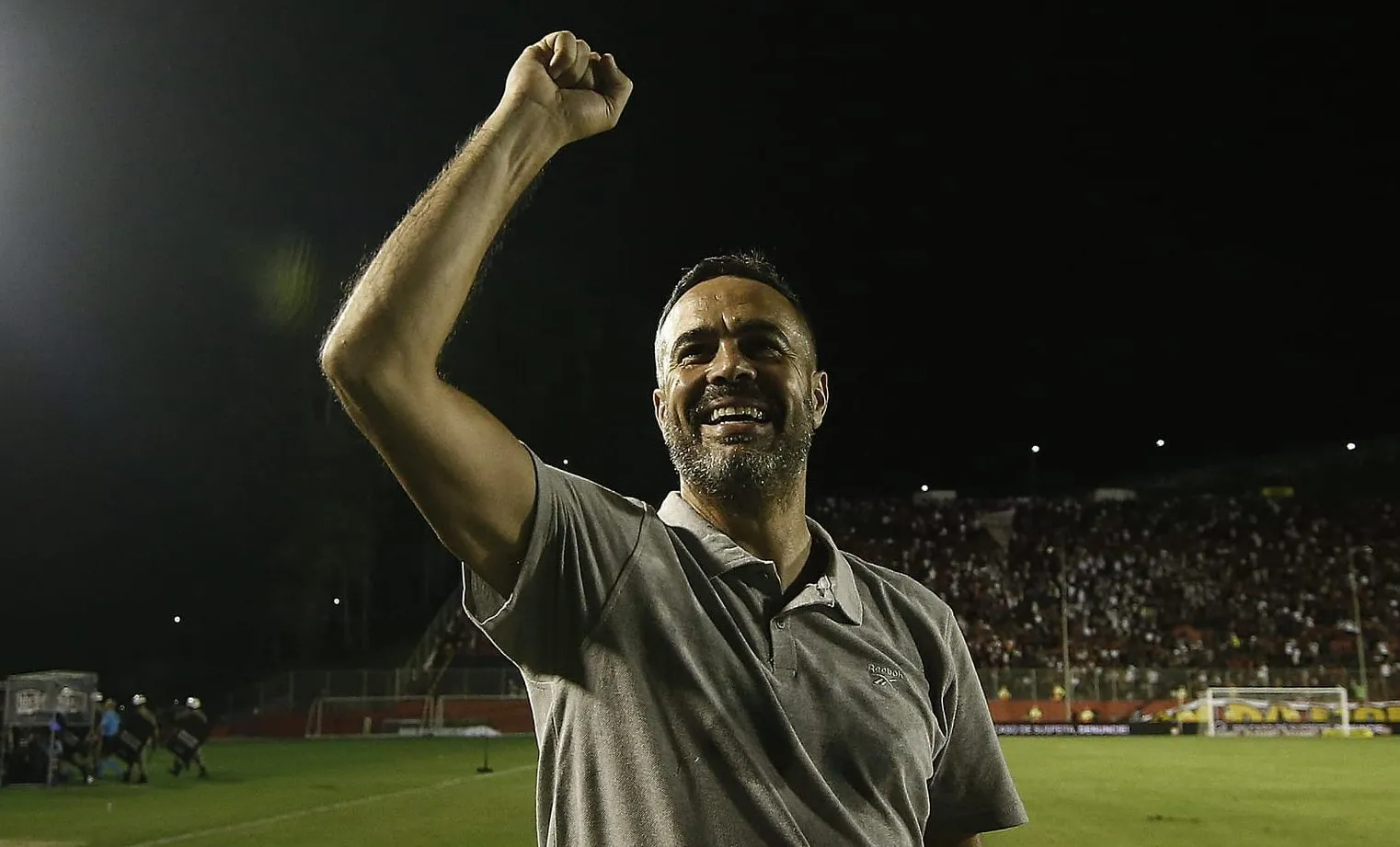 Artur Jorge usa mentalidade para explicar bom momento e classifica&ccedil;&atilde;o do Botafogo