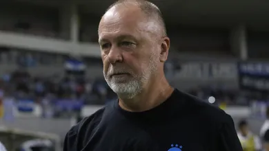 Ap&oacute;s fala pol&ecirc;mica de Mano, Gr&ecirc;mio pratica futebol &lsquo;m&eacute;dio&rsquo; e perde para time da S&eacute;rie C