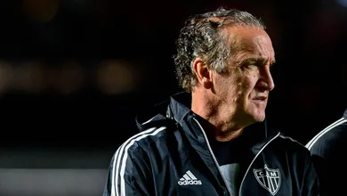 Ap&oacute;s ac&uacute;mulo de negativas, Atl&eacute;tico-MG anuncia Cuca como novo t&eacute;cnico