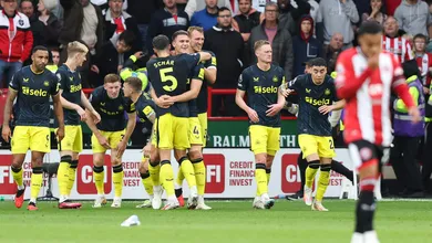 O Newcastle aplicou um sonoro 8 a 0 sobre o Sheffield e consolidou recupera&ccedil;&atilde;o na Premier League