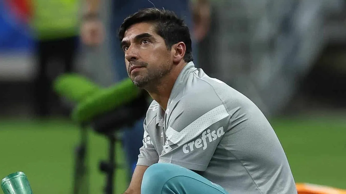 No discurso, Abel usou ingrediente que n&atilde;o colocou no Palmeiras contra o Fortaleza