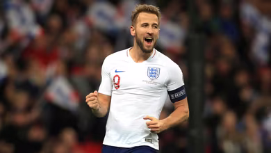 Shearer: &ldquo;Se fosse Kane, sairia e tentaria ser campe&atilde;o, mas n&atilde;o h&aacute; op&ccedil;&atilde;o errada&rdquo;
